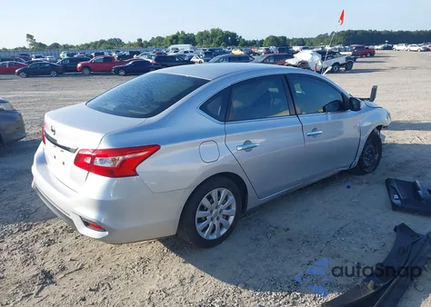 2017 Nissan Sentra S из США, поврежденный, VIN 3N1AB7AP2HY404828